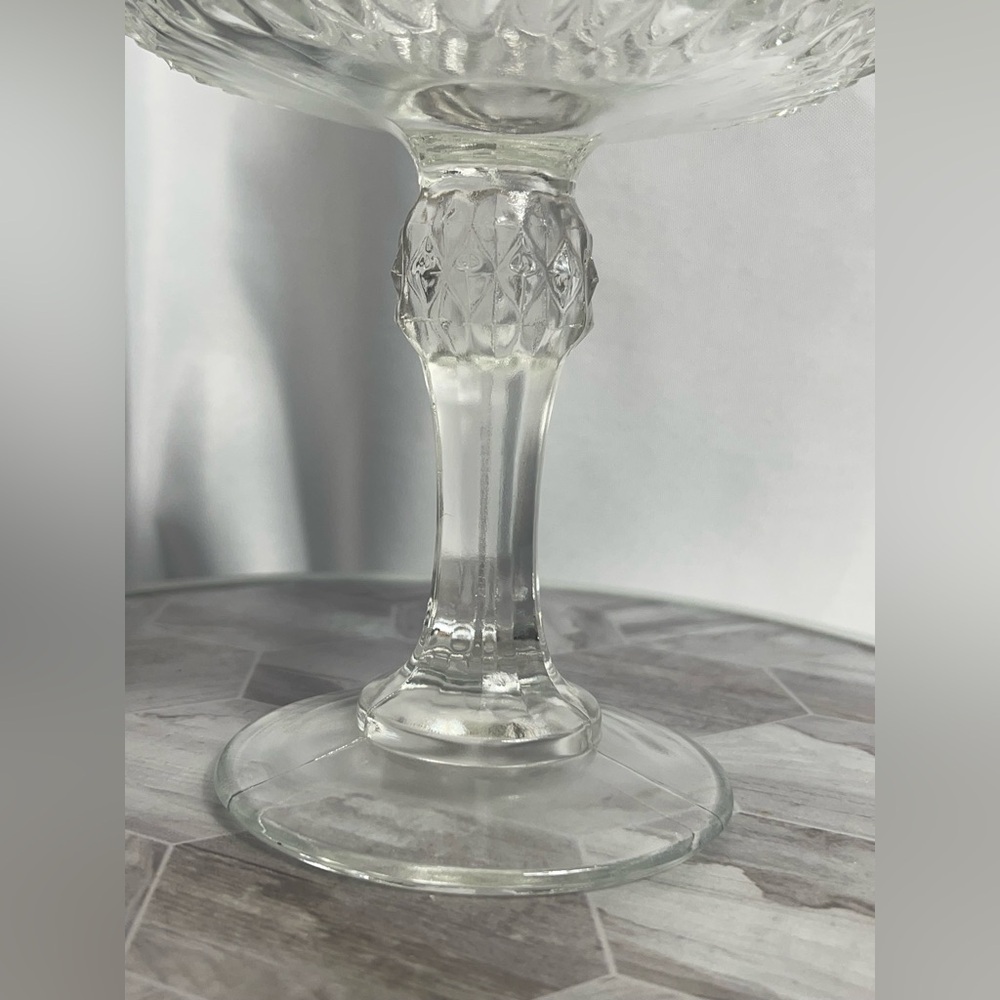 Vintage MCM Glass Diamond Point Clear Glass Lidded Candy/Nut Dish Elegant Classy - Picture 7 of 10